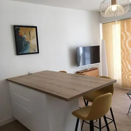 Apartment Lumineux Proche Du Port Et De La