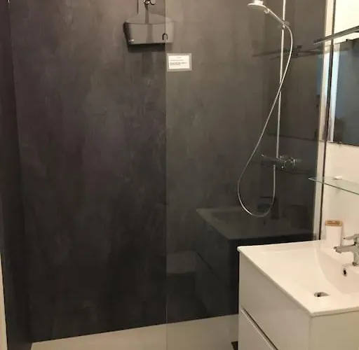 Lumineux Proche Du Port Et De La Le Pouliguen